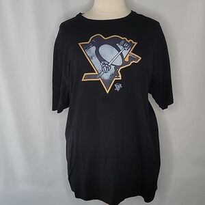 Fanatics Black Pittsburgh Penguins Tshirt.
